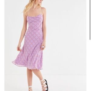 NOSTALGIA DRESS IN LILAC CHECK